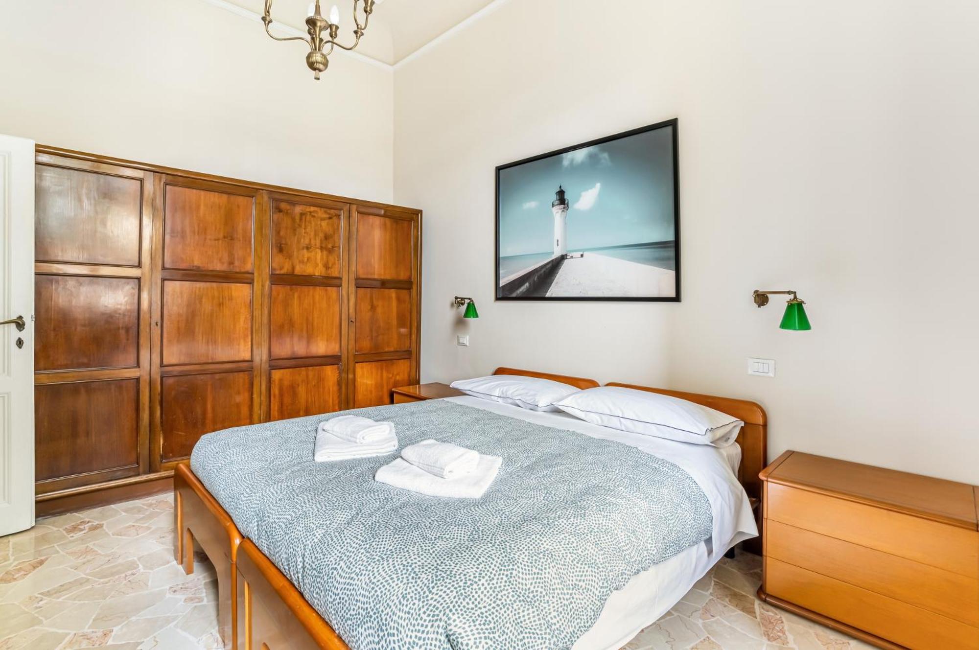Bright Apartment With Private Garden And Balcony Florens Exteriör bild