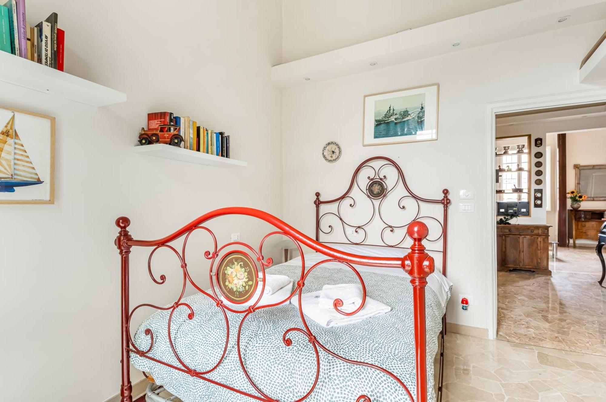 Bright Apartment With Private Garden And Balcony Florens Exteriör bild